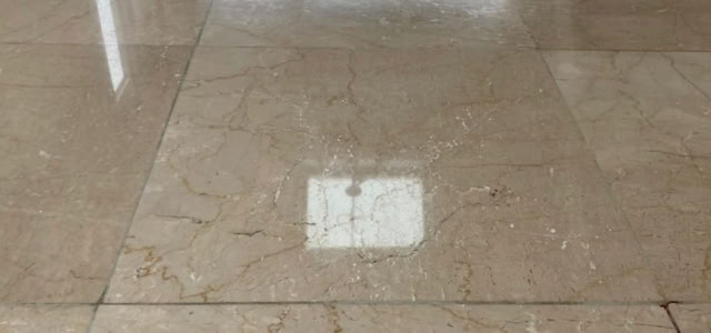 Cristallisation de sol en marbre